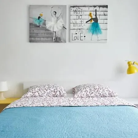 Apartment М Молодёжная 2Х Комнатная С Комфортом Minsk