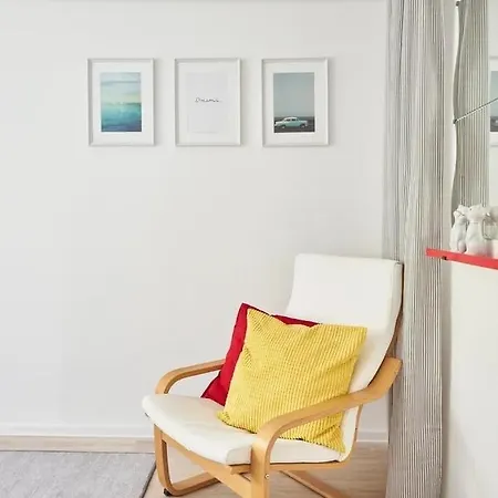 М Молодёжная 2Х Комнатная С Комфортом Apartment Minsk